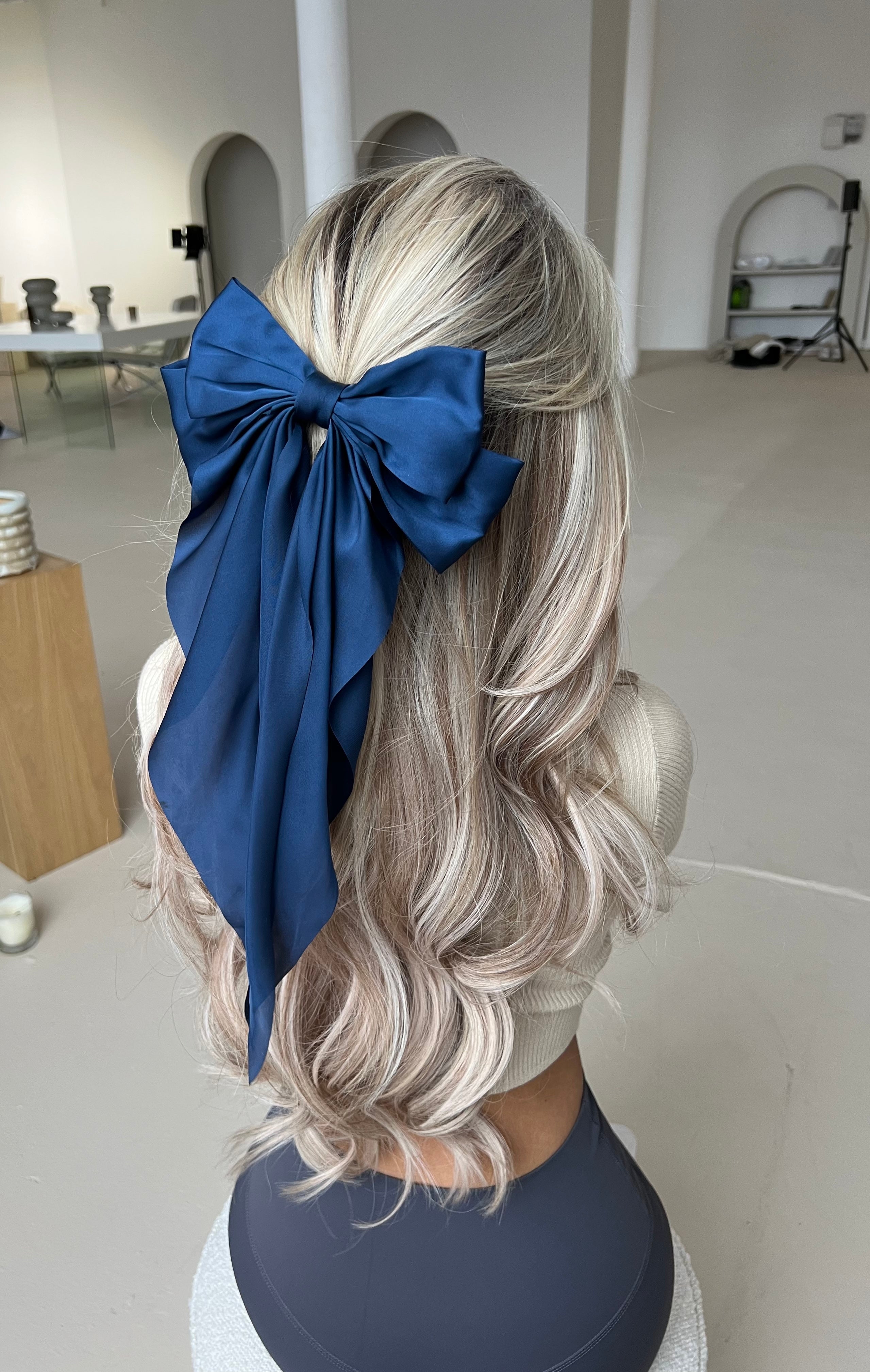 Hair Bow Navy Sorelleuk