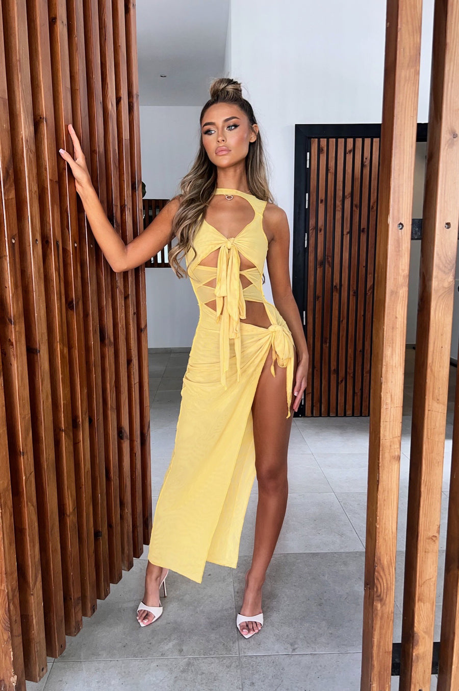 Josie Beach Dress - Yellow